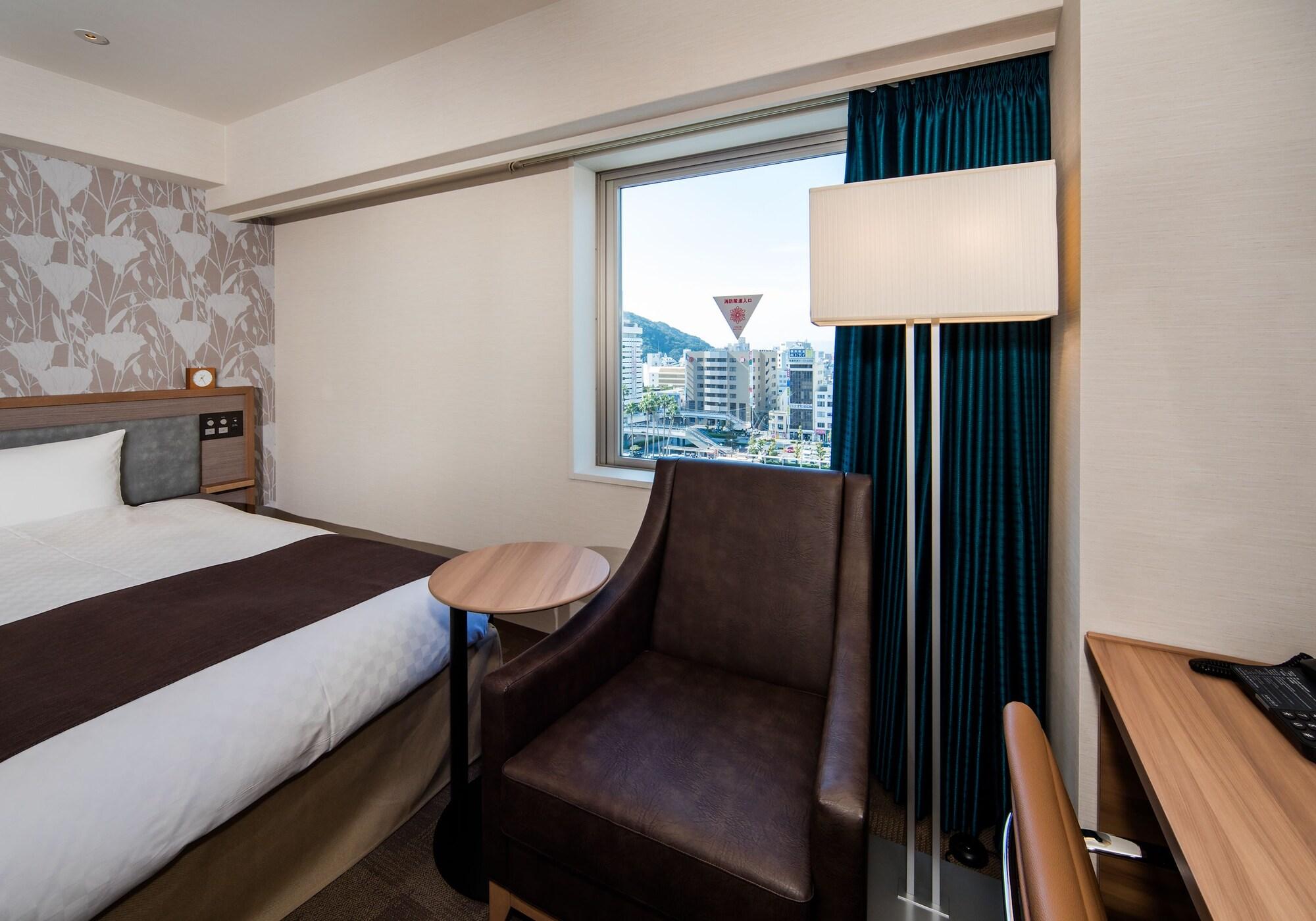 Daiwa Roynet Hotel Tokushima Ekimae Exteriör bild