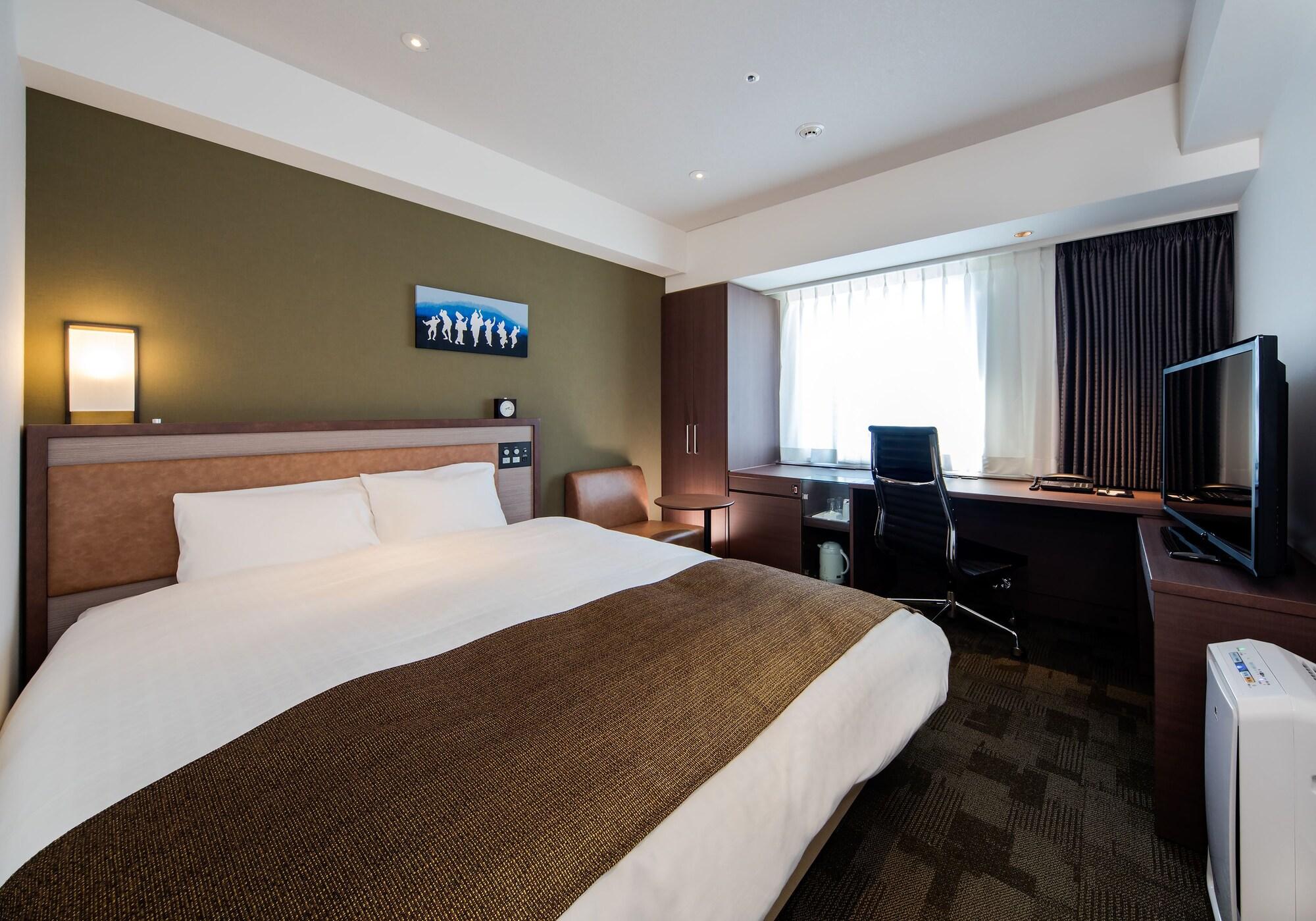 Daiwa Roynet Hotel Tokushima Ekimae Exteriör bild