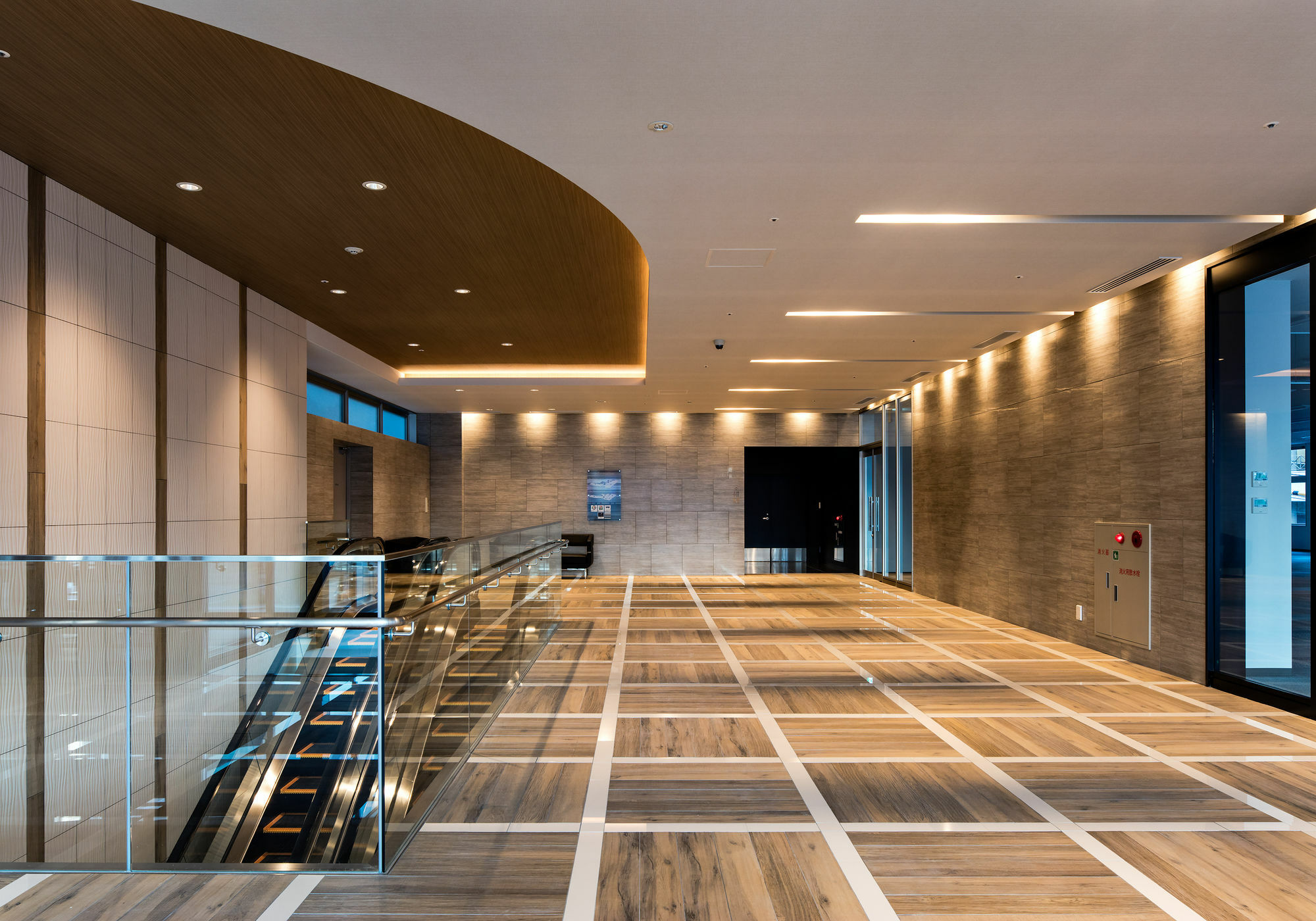 Daiwa Roynet Hotel Tokushima Ekimae Exteriör bild